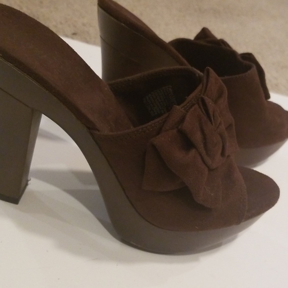 Fioni heeled sandals with bow - Picture 4 of 8